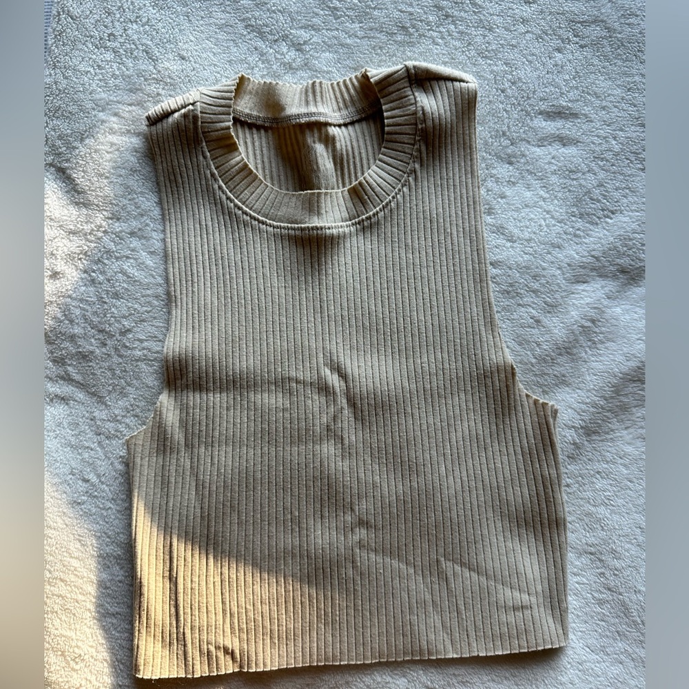 Cropped high neck tank